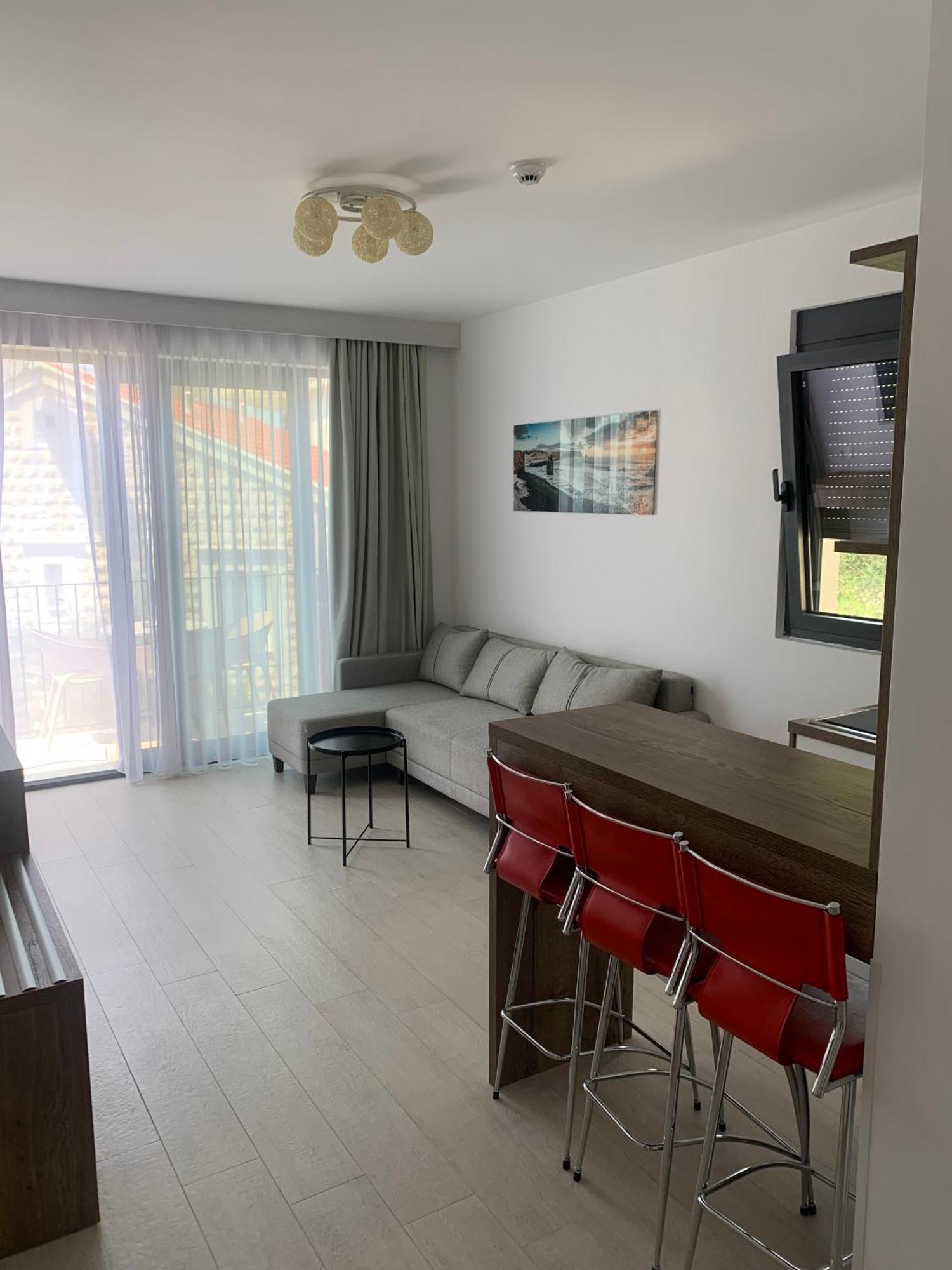 Rezevici Apartments Petrovac Buitenkant foto